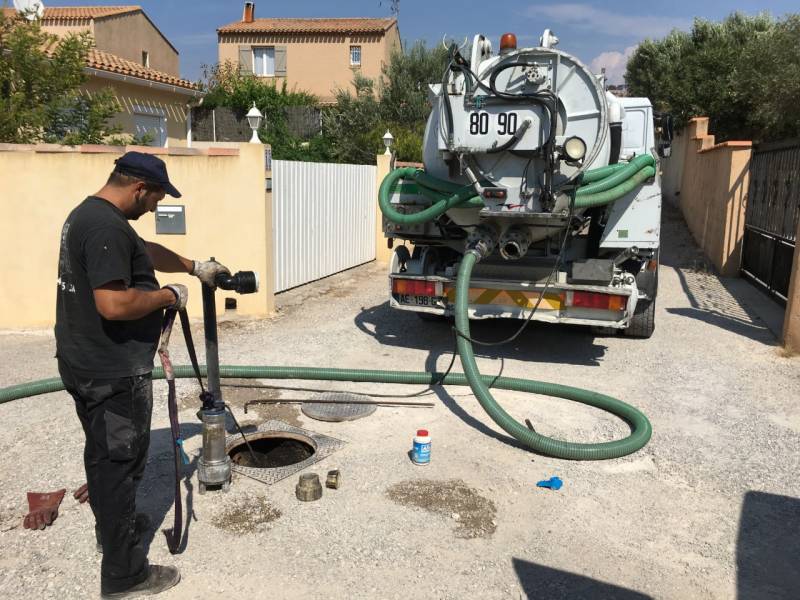 Une technique de vidange partielle pour vider efficacement à moindre coût votre fosse septique autour d'Aix-en-Provencede fosse septique 