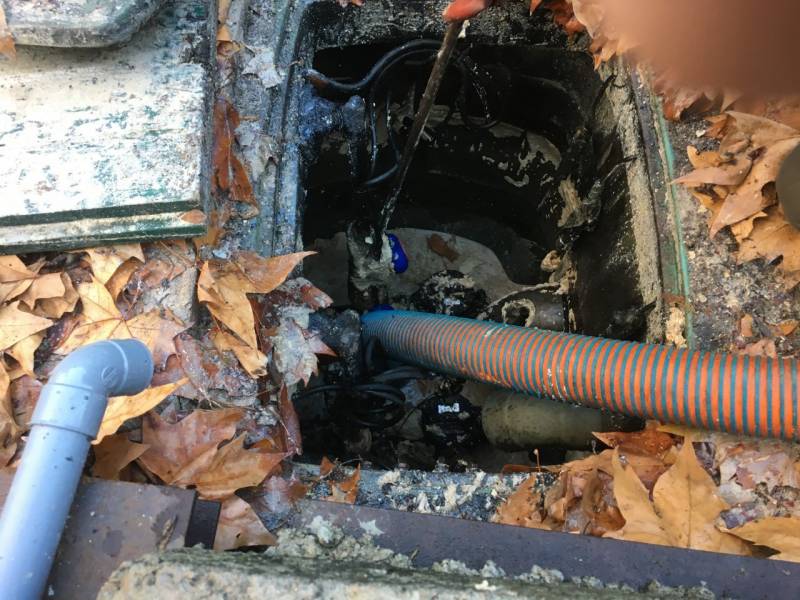 Vidange, Pompage cuve à fuel enterrée à Eguilles, dans les Bouches du Rhône